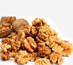 NUECES EN MITADES